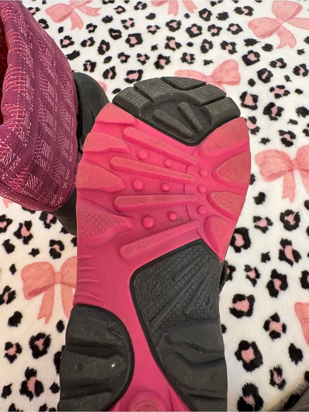 Kamik Purple Plaid Snowboots Girls Size 12